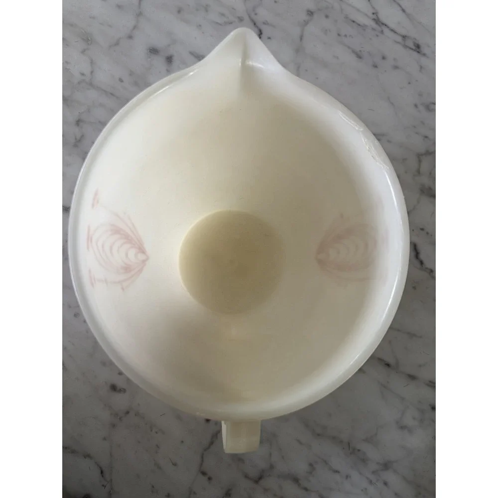 VTG Set of Tupperware White Plastic Liquid Measuring 4&8 Cups Red Blue With Lid